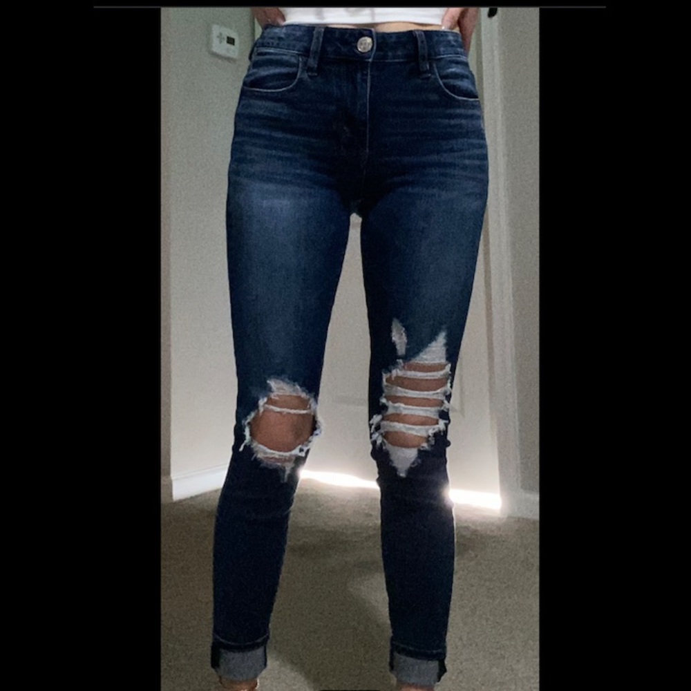 american eagle ripped skinny jeans